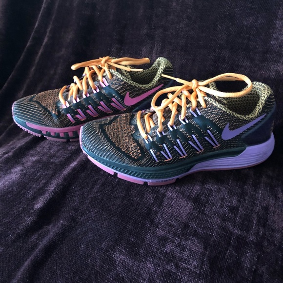 Nike women’s size 7 - Picture 2 of 2